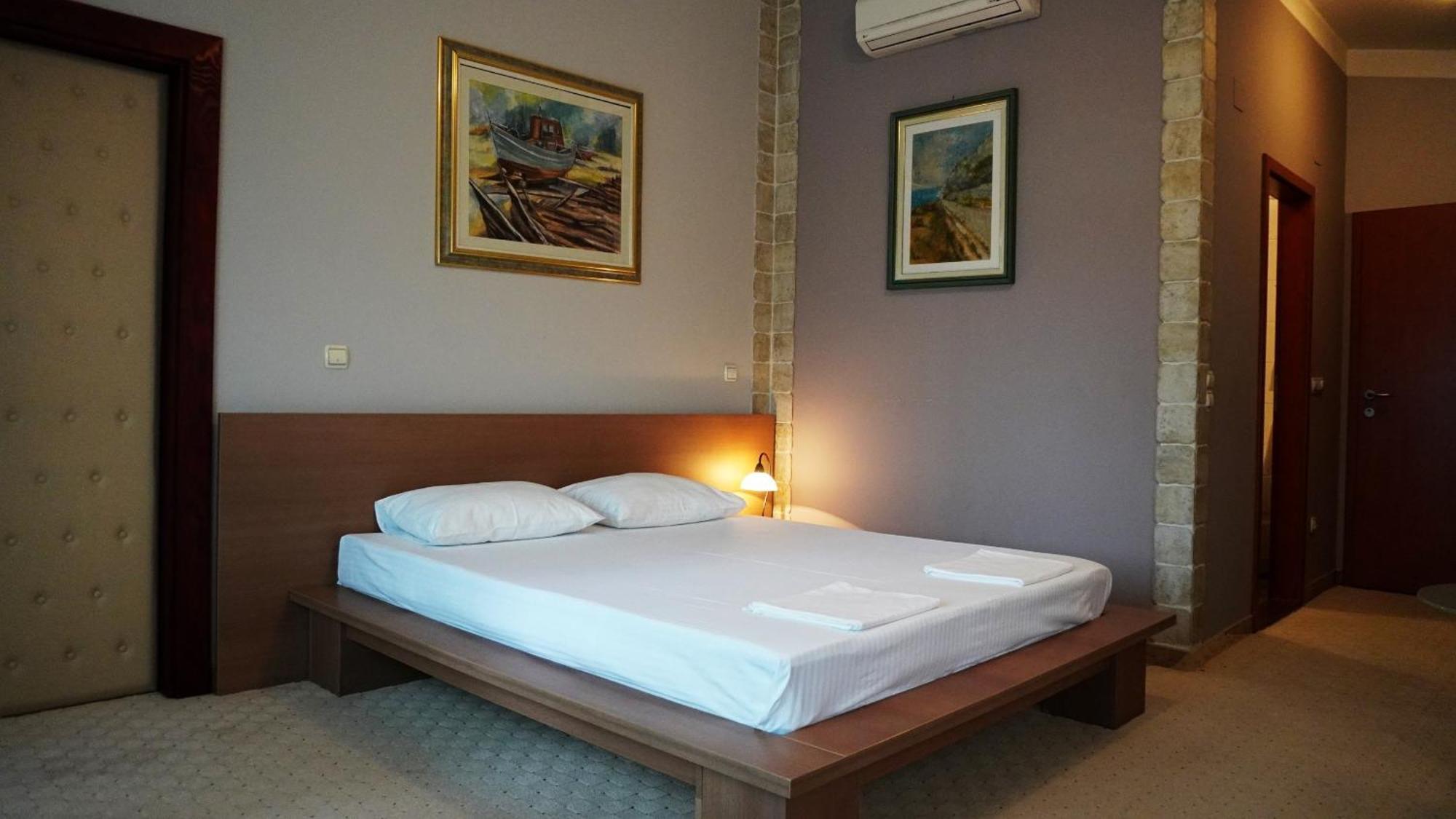 Hotel Vila Ivankovic Buna Екстер'єр фото