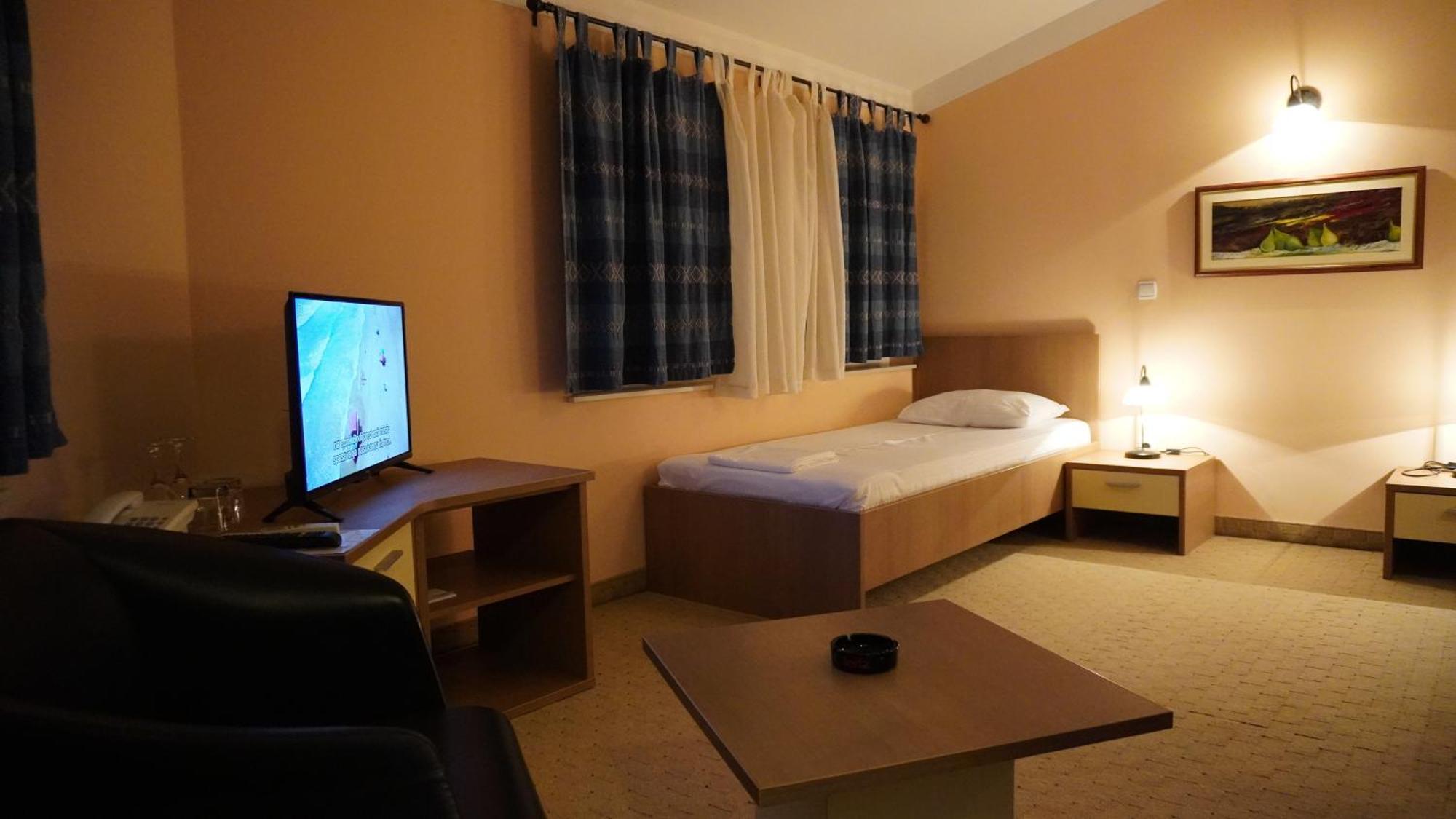 Hotel Vila Ivankovic Buna Екстер'єр фото